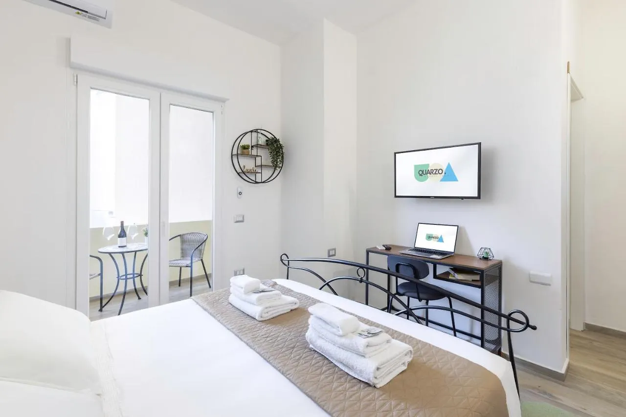 Quarzo Modern Rooms Κάλιαρι Πανσιόν