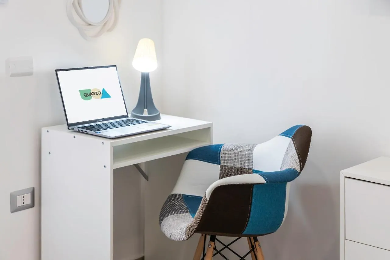 Quarzo Modern Rooms Κάλιαρι Πανσιόν