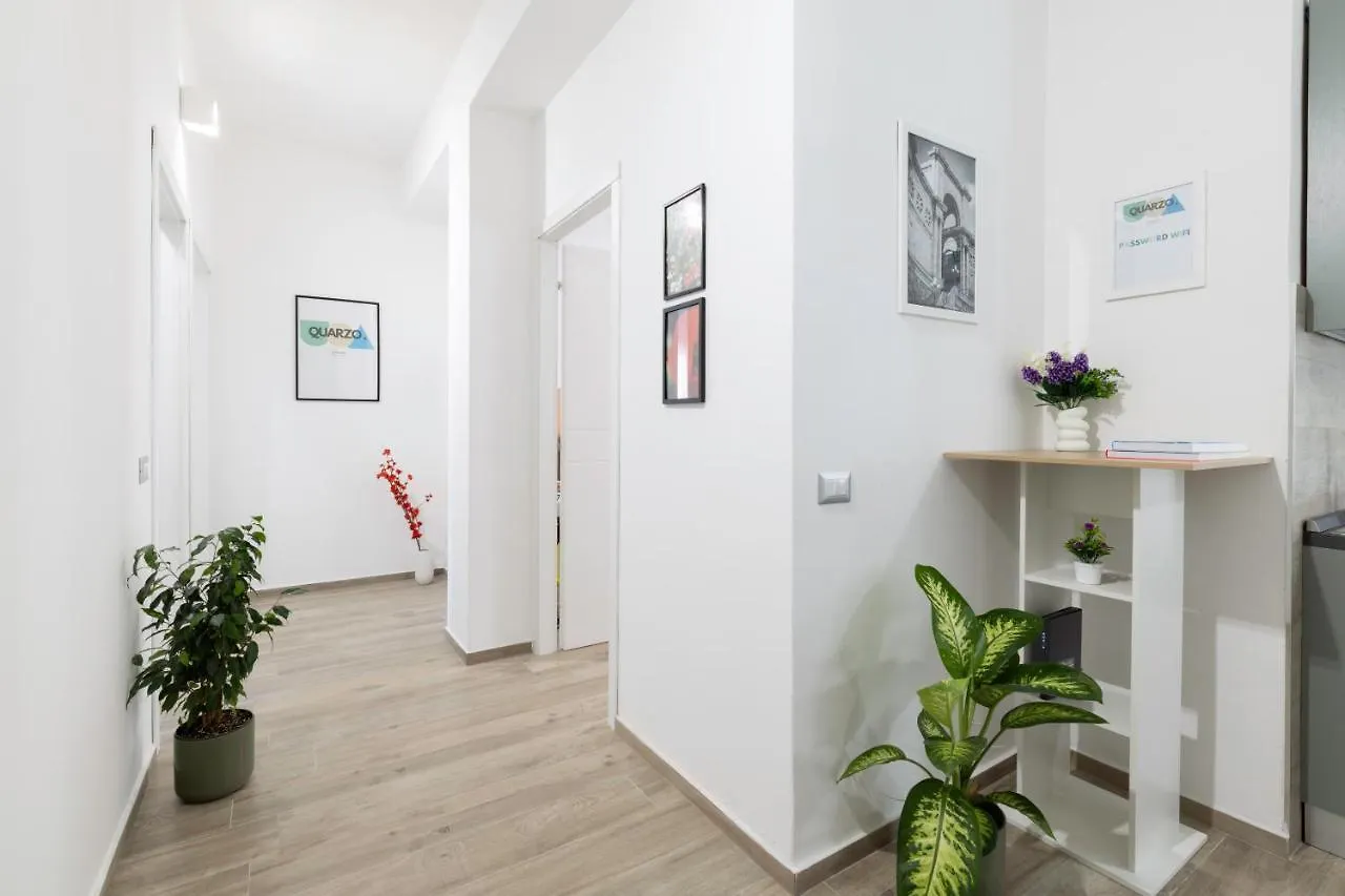 Quarzo Modern Rooms Κάλιαρι 0*,  Ιταλία